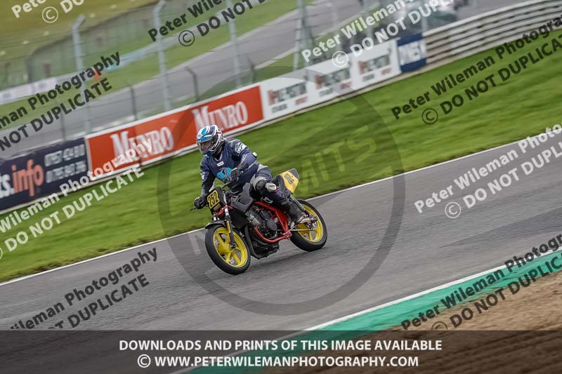 brands hatch photographs;brands no limits trackday;cadwell trackday photographs;enduro digital images;event digital images;eventdigitalimages;no limits trackdays;peter wileman photography;racing digital images;trackday digital images;trackday photos